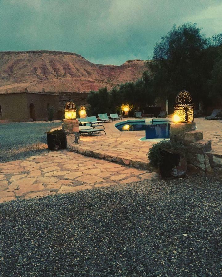 Defat Kasbah Hotel Ait Benhaddou Buitenkant foto